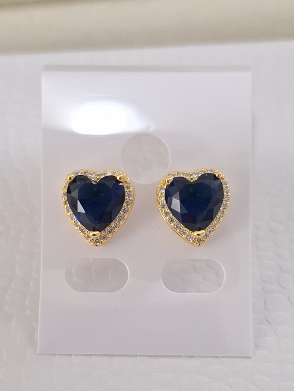 Sapphire diamonds cut heart shape stud earrings